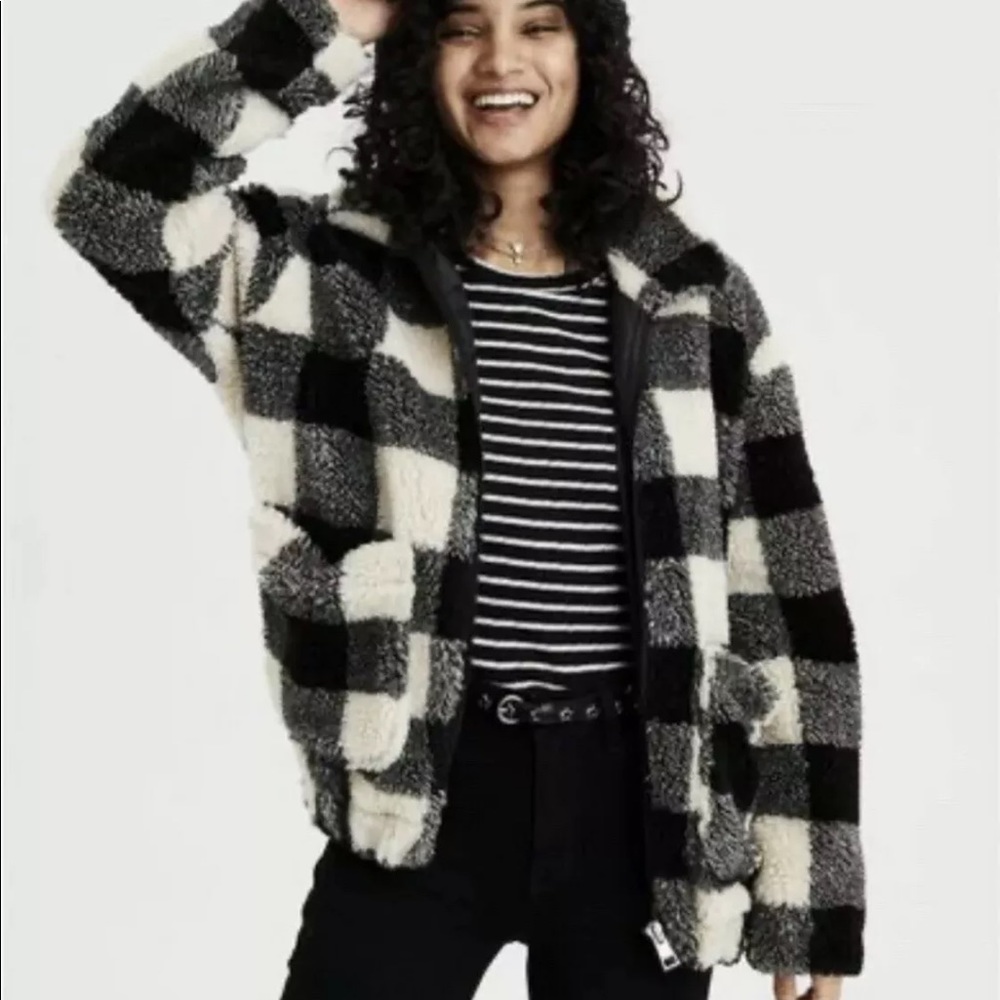 American Eagle Buffalo Plaid Fuzzy Sherpa Jacket
